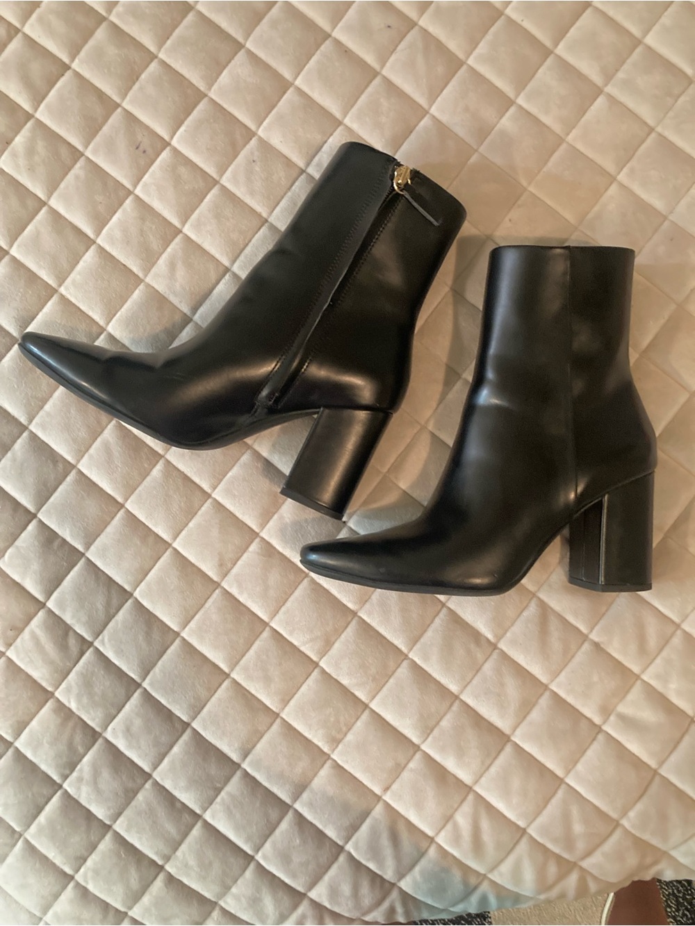 H&M Y2K Block Heels Black Faux Leather Mid-Calf Ankle Boots Pointed Toes Size 7 - Picture 4 of 7